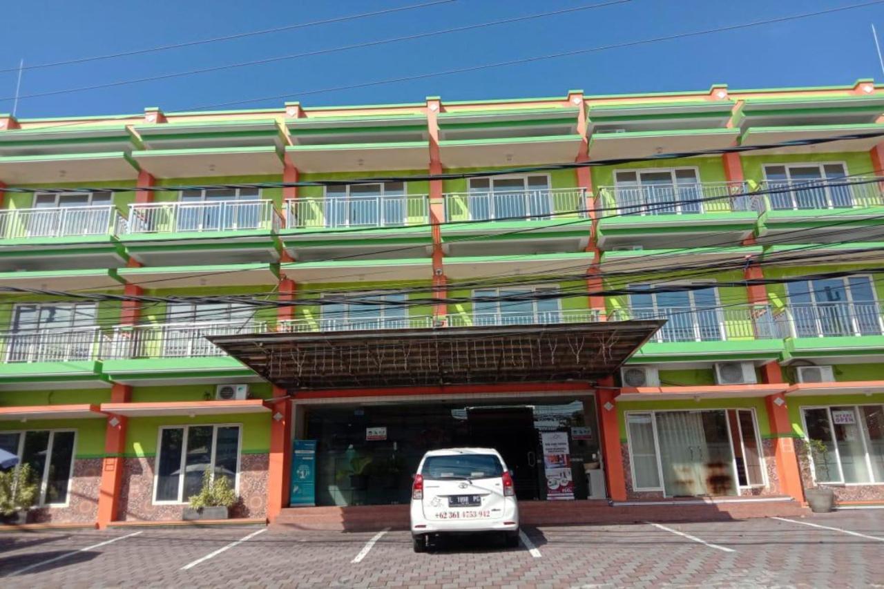 Oyo 90473 Gowin Hotel Kuta  Exterior photo